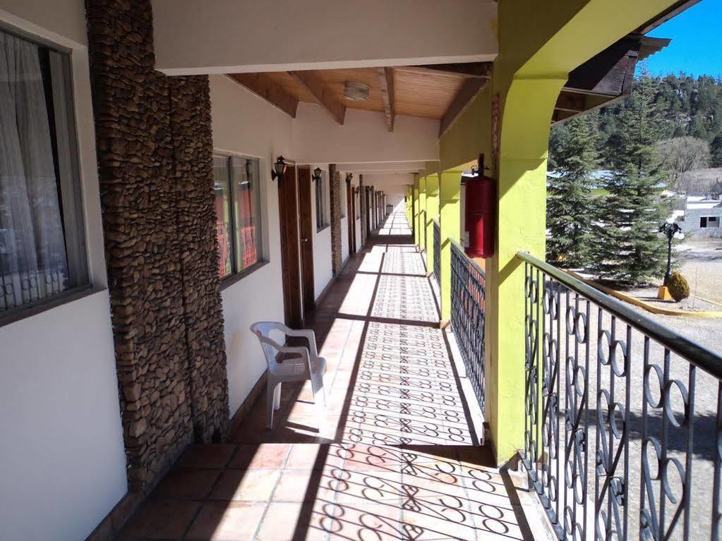 Hotel Cascada Inn Creel Exterior foto